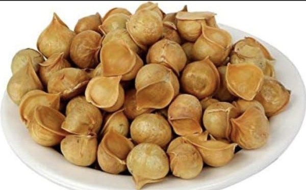 Snow mountain garlic bulbs